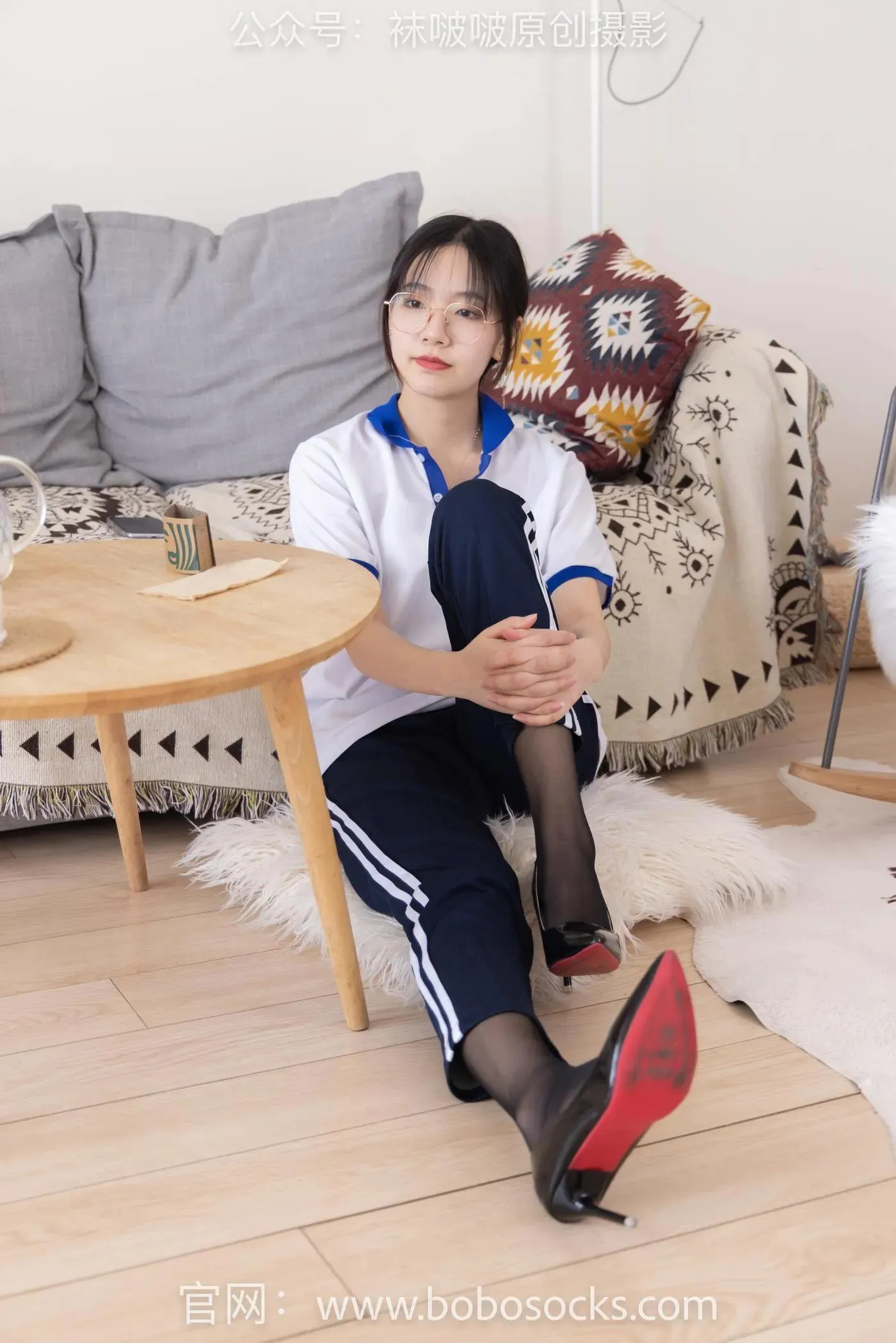 [BoBoSocks袜啵啵]NO.135 小甜豆-高跟鞋、黑丝（脚尖透明款）、裸足 [140P]插图7